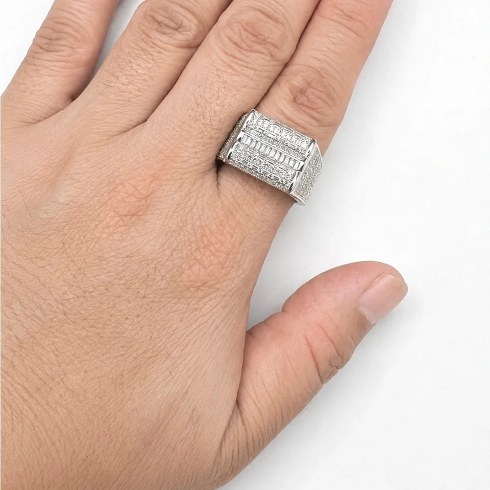 925 Sterling Silver 1.80CT MOISSANITE Iced Out Men’s Ring Size 10 or 11